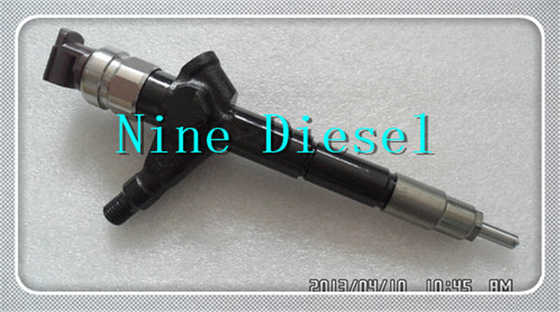 Denso Diesel Injector 23670-0L090 23670-30400 สำหรับโตโยต้า 1KD-G3